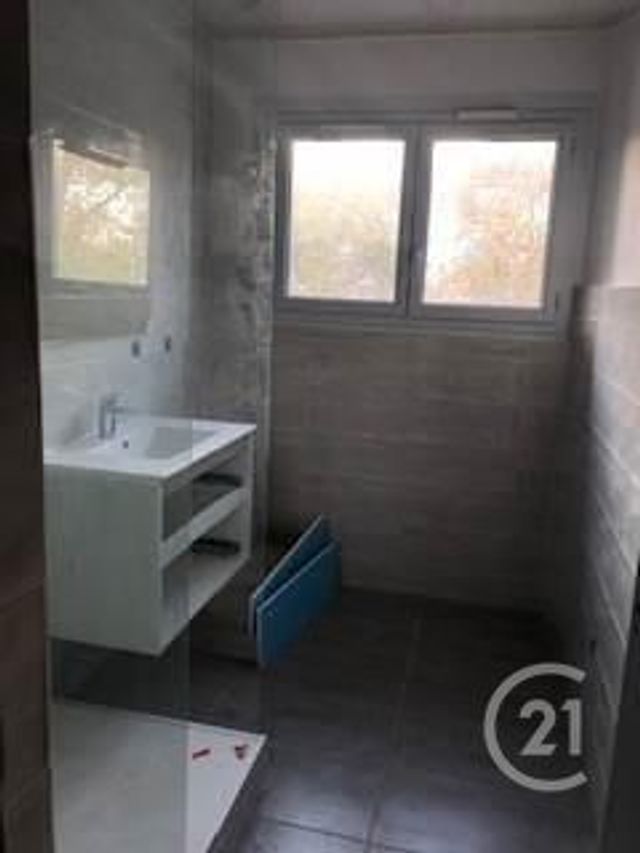 Appartement F4 &agrave; louer - 4 pi&egrave;ces - 80,01 m2 - Perpignan - 66 - LANGUEDOC-ROUSSILLON