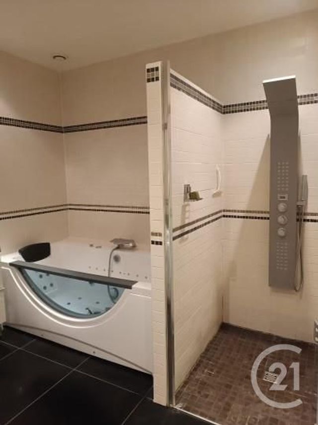 Appartement F3 &agrave; louer - 3 pi&egrave;ces - 84,14 m2 - Pollestres - 66 - LANGUEDOC-ROUSSILLON