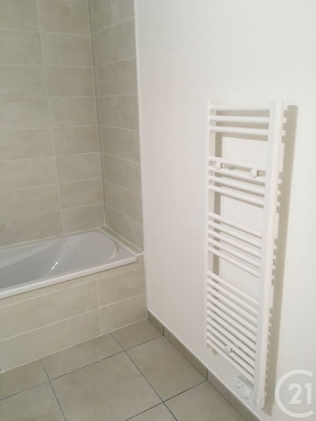 Appartement F3 à louer - 3 pièces - 57,39 m2 - Perpignan - 66 - LANGUEDOC-ROUSSILLON