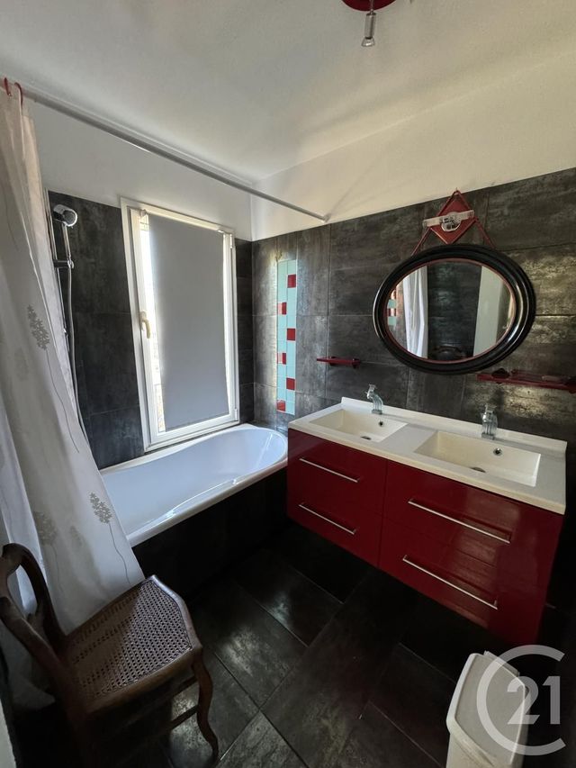 Maison &agrave; louer - 4 pi&egrave;ces - 140,02 m2 - Laroque Des Alberes - 66 - LANGUEDOC-ROUSSILLON