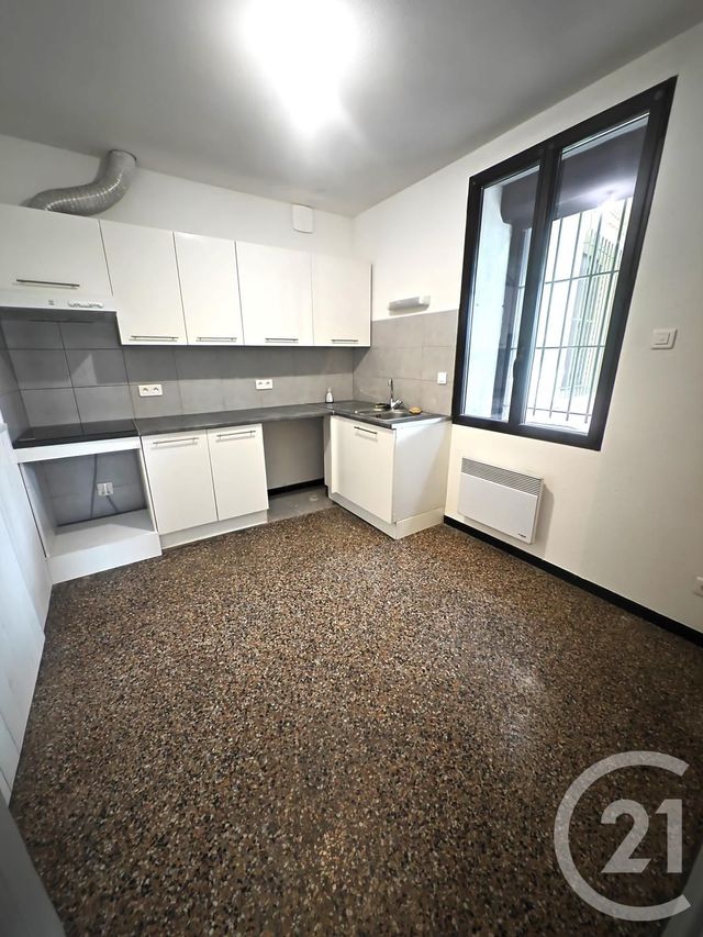 Appartement F2 à louer - 2 pièces - 69,44 m2 - Elne - 66 - LANGUEDOC-ROUSSILLON