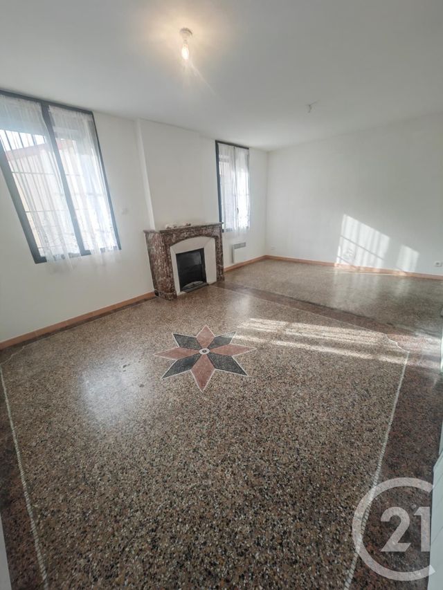 Appartement F2 à louer - 2 pièces - 69,44 m2 - Elne - 66 - LANGUEDOC-ROUSSILLON