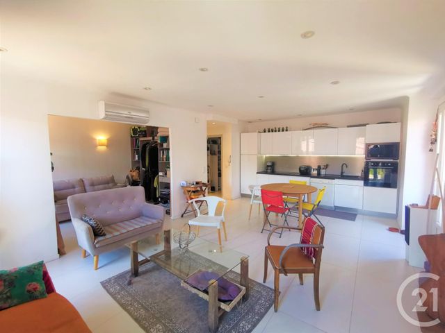 Appartement T4 à louer - 4 pièces - 84,67 m2 - Port Vendres - 66 - LANGUEDOC-ROUSSILLON