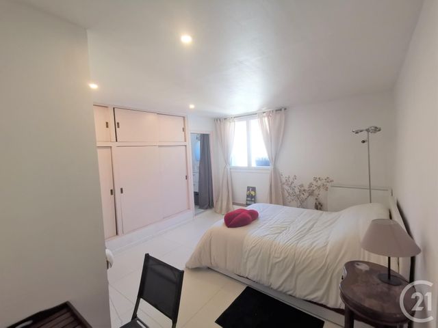 Appartement T4 à louer - 4 pièces - 84,67 m2 - Port Vendres - 66 - LANGUEDOC-ROUSSILLON