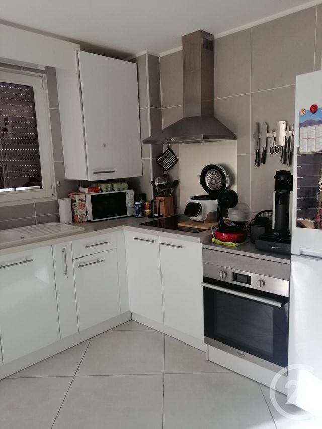 Appartement F2 à louer ST GENIS DES FONTAINES