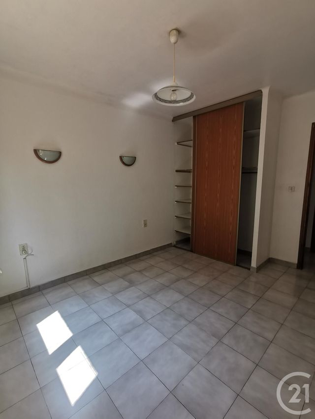 Appartement F3 &agrave; louer - 3 pi&egrave;ces - 74,73 m2 - Elne - 66 - LANGUEDOC-ROUSSILLON