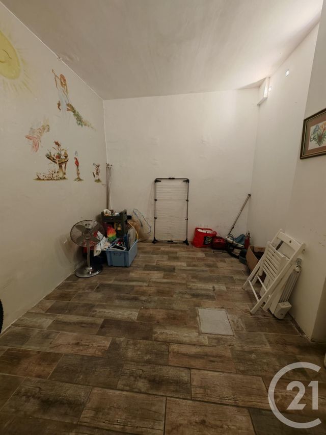 Maison &agrave; louer - 5 pi&egrave;ces - 177 m2 - St Esteve - 66 - LANGUEDOC-ROUSSILLON