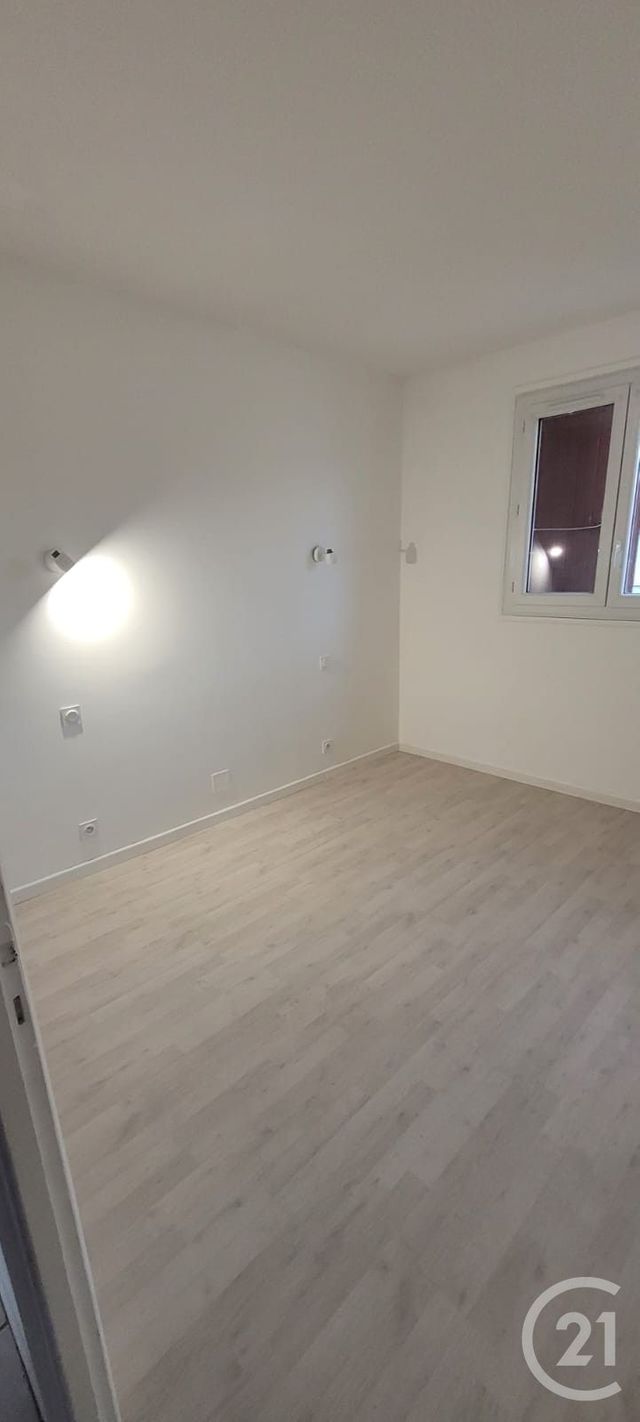 Appartement F4 &agrave; louer - 4 pi&egrave;ces - 78,45 m2 - Perpignan - 66 - LANGUEDOC-ROUSSILLON