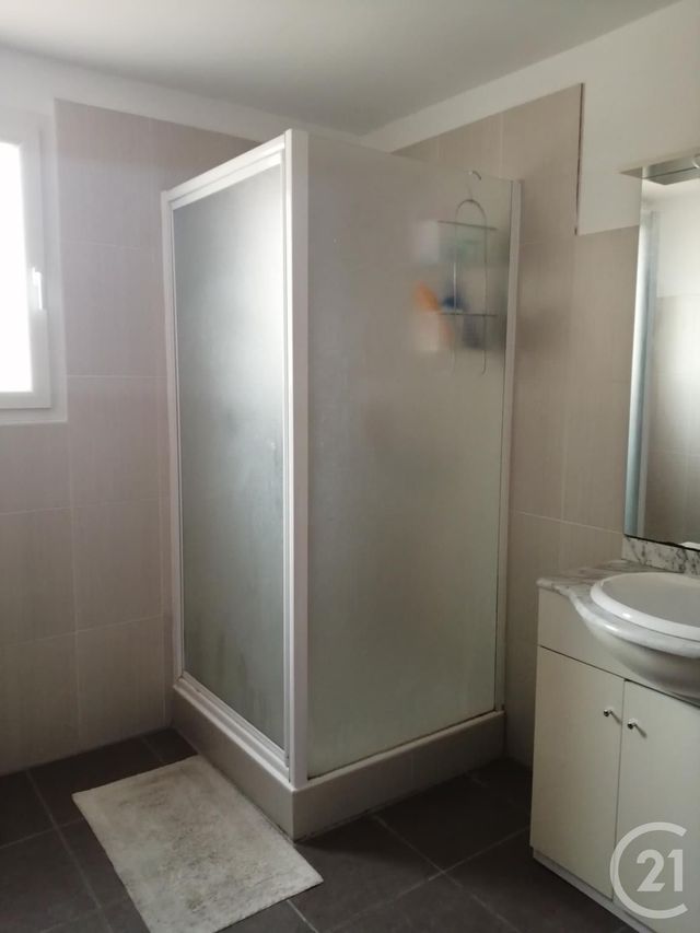 Appartement F3 &agrave; louer - 3 pi&egrave;ces - 70,27 m2 - Le Boulou - 66 - LANGUEDOC-ROUSSILLON