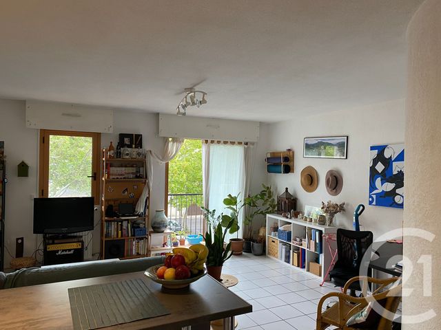 Appartement F10 &agrave; louer - 2 pi&egrave;ces - 49,63 m2 - Perpignan - 66 - LANGUEDOC-ROUSSILLON