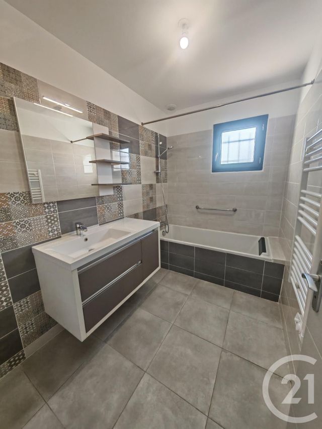 Maison &agrave; louer - 4 pi&egrave;ces - 96,12 m2 - Argeles Sur Mer - 66 - LANGUEDOC-ROUSSILLON