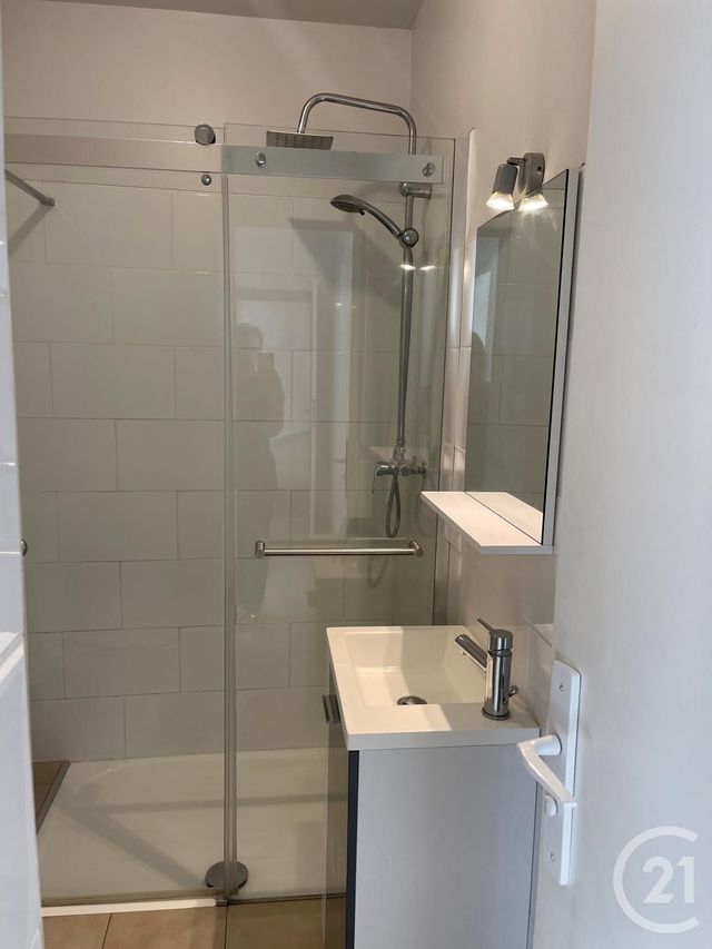 Appartement F3 &agrave; louer - 3 pi&egrave;ces - 44 m2 - Latour Bas Elne - 66 - LANGUEDOC-ROUSSILLON