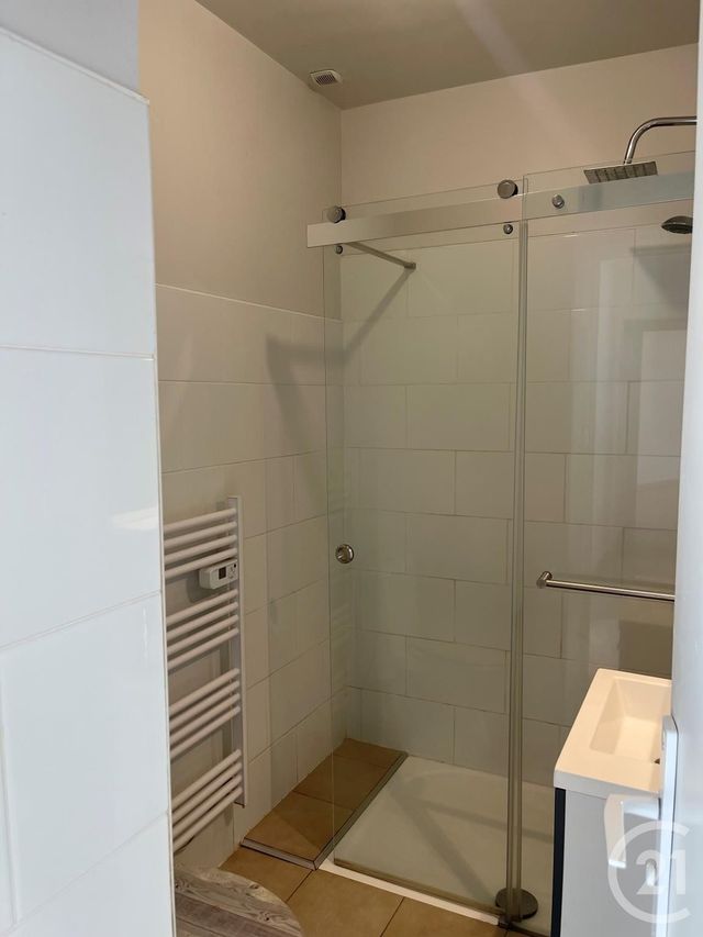 Appartement F3 &agrave; louer - 3 pi&egrave;ces - 44 m2 - Latour Bas Elne - 66 - LANGUEDOC-ROUSSILLON