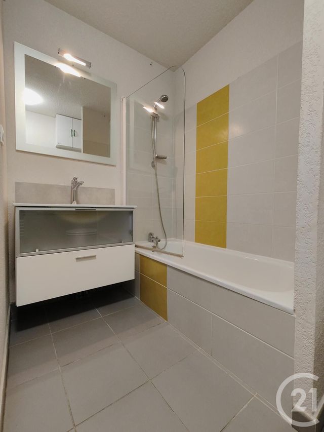 Appartement F2 &agrave; louer - 2 pi&egrave;ces - 27,62 m2 - Argeles Sur Mer - 66 - LANGUEDOC-ROUSSILLON