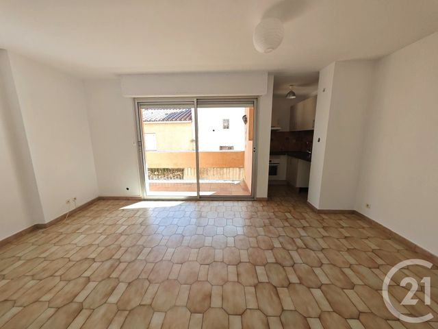 Appartement F2 &agrave; louer - 2 pi&egrave;ces - 32,75 m2 - Argeles Sur Mer - 66 - LANGUEDOC-ROUSSILLON