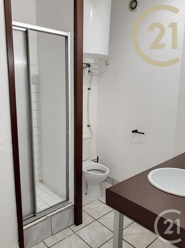 Appartement T1 &agrave; louer - 1 pi&egrave;ce - 31,56 m2 - St Cyprien - 66 - LANGUEDOC-ROUSSILLON