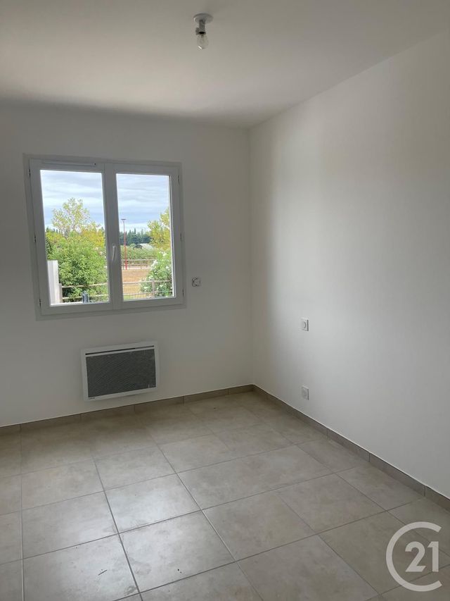 Maison &agrave; louer - 4 pi&egrave;ces - 81,31 m2 - Theza - 66 - LANGUEDOC-ROUSSILLON