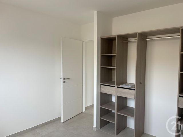 Maison &agrave; louer - 4 pi&egrave;ces - 81,31 m2 - Theza - 66 - LANGUEDOC-ROUSSILLON