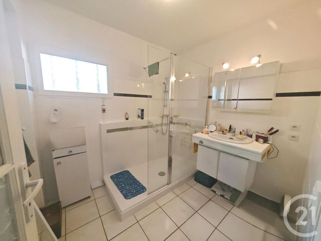 Appartement F2 &agrave; louer - 2 pi&egrave;ces - 70 m2 - Latour Bas Elne - 66 - LANGUEDOC-ROUSSILLON