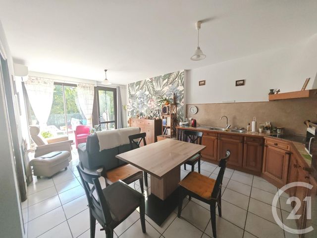Appartement F2 &agrave; louer - 2 pi&egrave;ces - 70 m2 - Latour Bas Elne - 66 - LANGUEDOC-ROUSSILLON