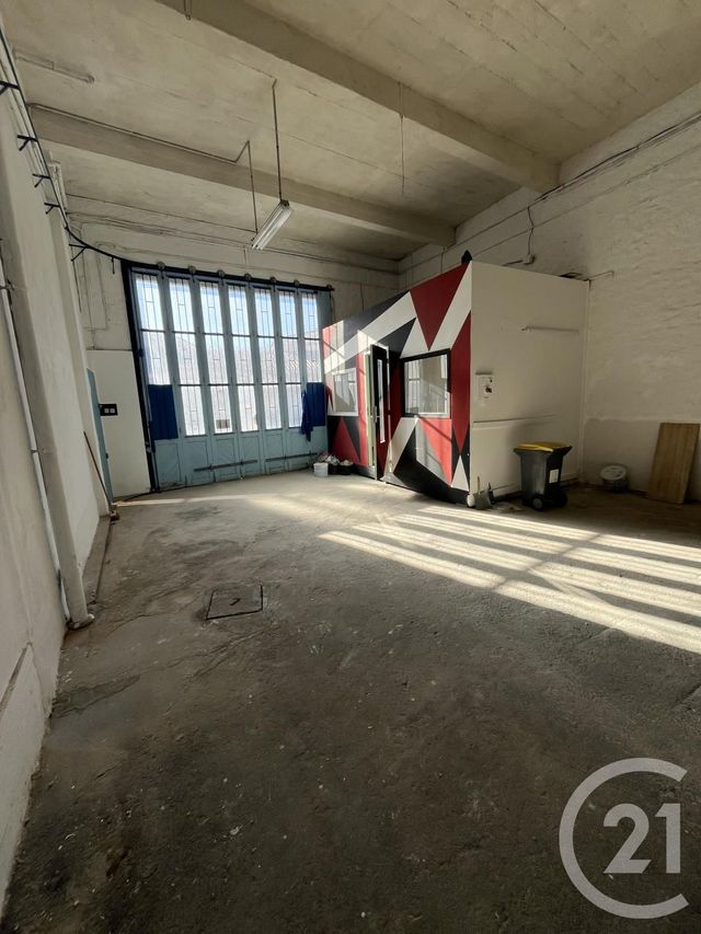 Appartement Atelier d'artiste &agrave; louer - 2 pi&egrave;ces - 90 m2 - Elne - 66 - LANGUEDOC-ROUSSILLON