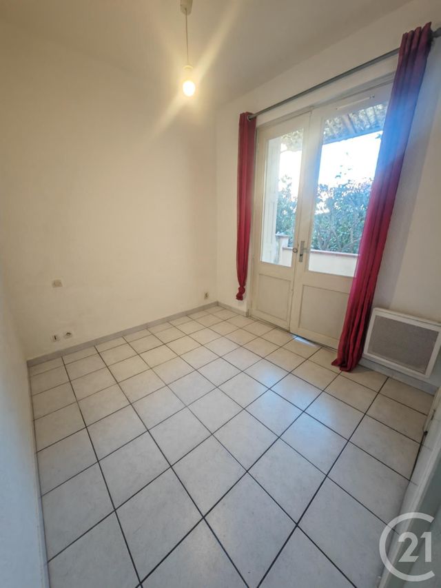 Appartement F2 &agrave; louer - 2 pi&egrave;ces - 27,42 m2 - Elne - 66 - LANGUEDOC-ROUSSILLON