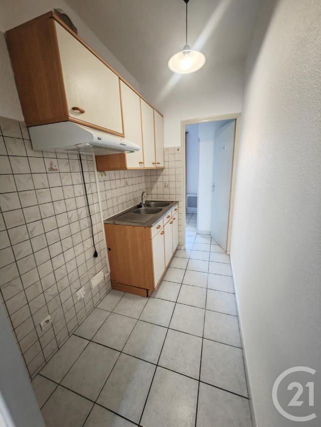 Appartement F2 &agrave; louer - 2 pi&egrave;ces - 27,42 m2 - Elne - 66 - LANGUEDOC-ROUSSILLON