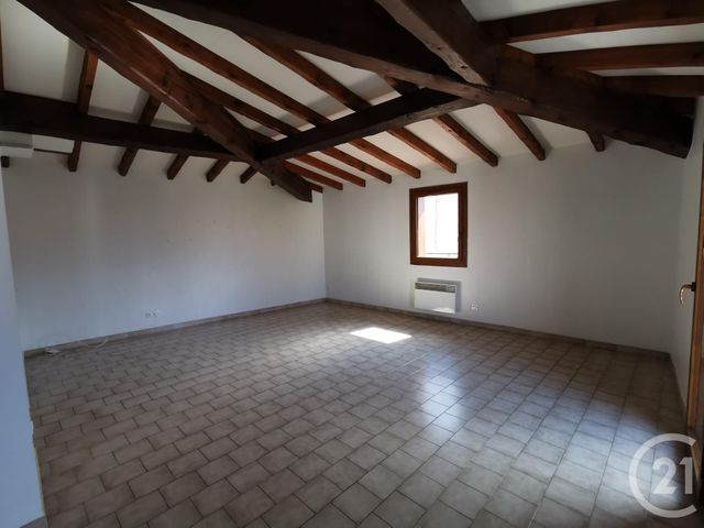Appartement F3 &agrave; louer - 3 pi&egrave;ces - 77,17 m2 - St Genis Des Fontaines - 66 - LANGUEDOC-ROUSSILLON