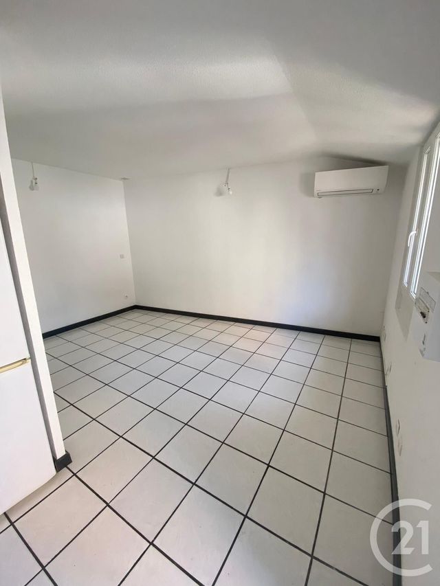 Appartement F1 &agrave; louer - 1 pi&egrave;ce - 18,36 m2 - Elne - 66 - LANGUEDOC-ROUSSILLON