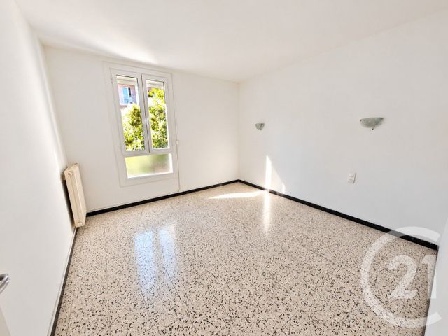 Appartement F3 &agrave; louer - 3 pi&egrave;ces - 69,30 m2 - Perpignan - 66 - LANGUEDOC-ROUSSILLON