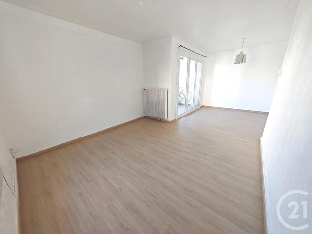 Appartement F3 &agrave; louer - 3 pi&egrave;ces - 69,30 m2 - Perpignan - 66 - LANGUEDOC-ROUSSILLON