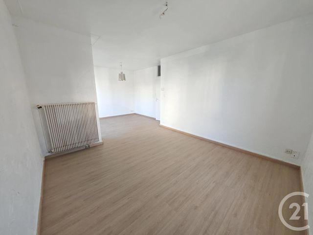 Appartement F3 &agrave; louer - 3 pi&egrave;ces - 69,30 m2 - Perpignan - 66 - LANGUEDOC-ROUSSILLON
