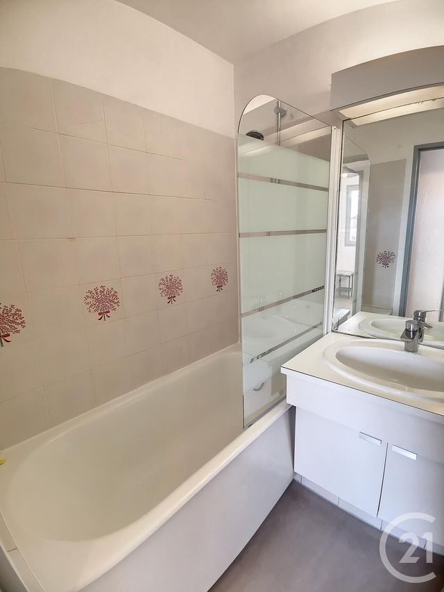 Appartement &agrave; louer - 2 pi&egrave;ces - 21,39 m2 - St Cyprien - 66 - LANGUEDOC-ROUSSILLON