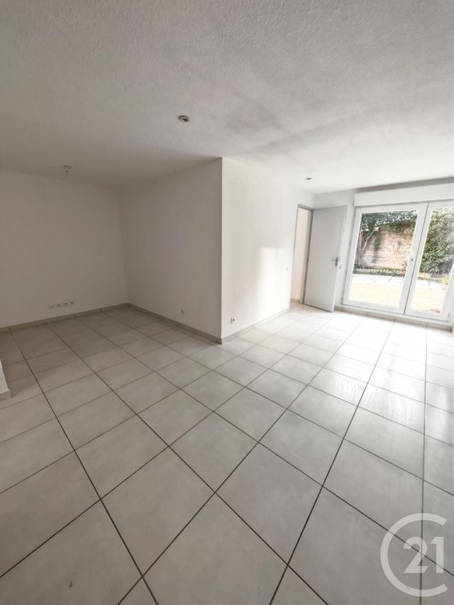 Maison &agrave; louer - 3 pi&egrave;ces - 63,70 m2 - Argeles Sur Mer - 66 - LANGUEDOC-ROUSSILLON