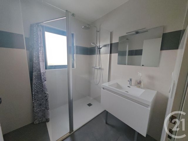 Appartement F3 &agrave; louer - 3 pi&egrave;ces - 75 m2 - Montesquieu Des Alberes - 66 - LANGUEDOC-ROUSSILLON
