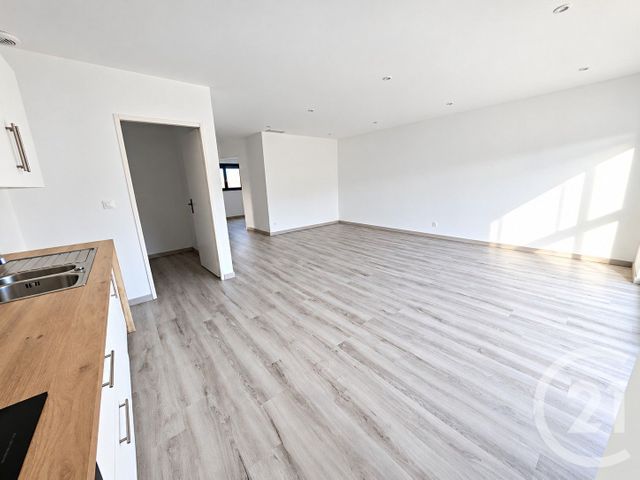 Appartement F3 &agrave; louer - 3 pi&egrave;ces - 75 m2 - Montesquieu Des Alberes - 66 - LANGUEDOC-ROUSSILLON