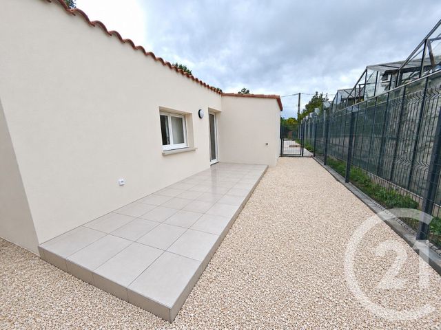 Appartement F2 &agrave; louer - 2 pi&egrave;ces - 27,53 m2 - Elne - 66 - LANGUEDOC-ROUSSILLON