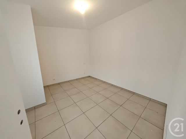 Appartement F2 &agrave; louer - 2 pi&egrave;ces - 27,53 m2 - Elne - 66 - LANGUEDOC-ROUSSILLON