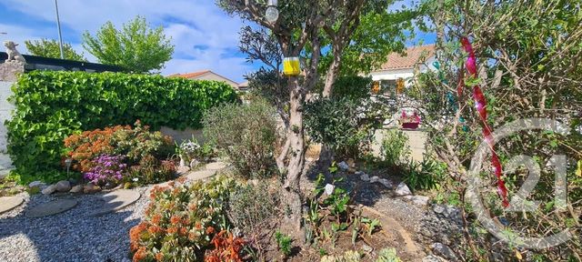 Maison à vendre - 4 pièces - 80 m2 - Saleilles - 66 - LANGUEDOC-ROUSSILLON