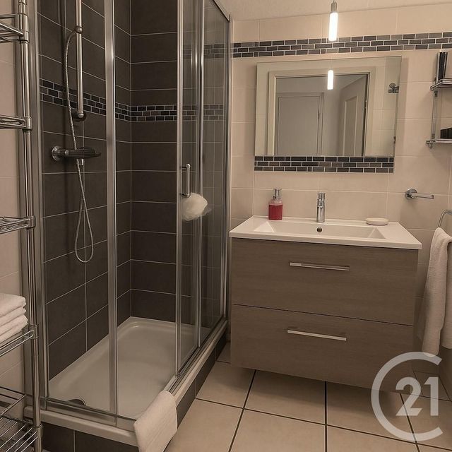 Appartement F3 à vendre - 3 pièces - 70 m2 - Ste Marie La Mer - 66 - LANGUEDOC-ROUSSILLON