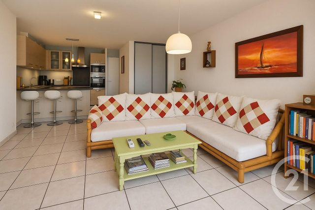 Appartement F3 à vendre - 3 pièces - 70 m2 - Ste Marie La Mer - 66 - LANGUEDOC-ROUSSILLON