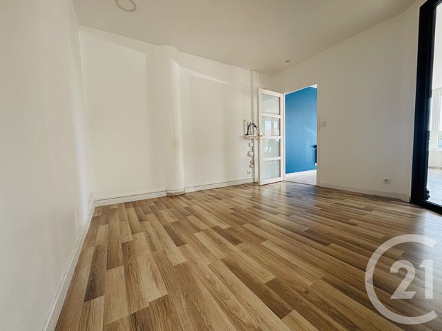 Appartement Local à louer - 4 pièces - 116,32 m2 - Cabestany - 66 - LANGUEDOC-ROUSSILLON