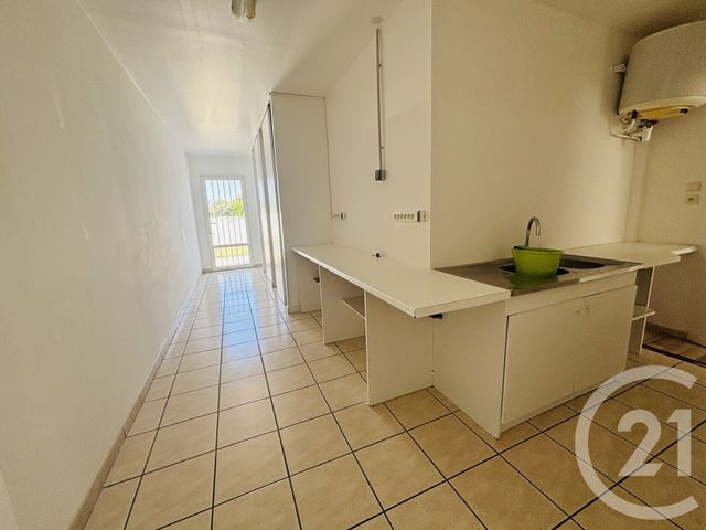 Appartement Local à louer - 4 pièces - 116,32 m2 - Cabestany - 66 - LANGUEDOC-ROUSSILLON
