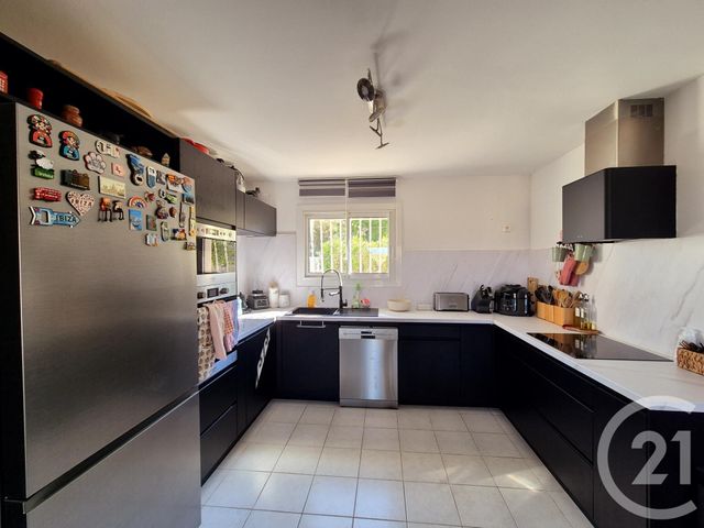 Maison à louer - 4 pièces - 110 m2 - Perpignan - 66 - LANGUEDOC-ROUSSILLON