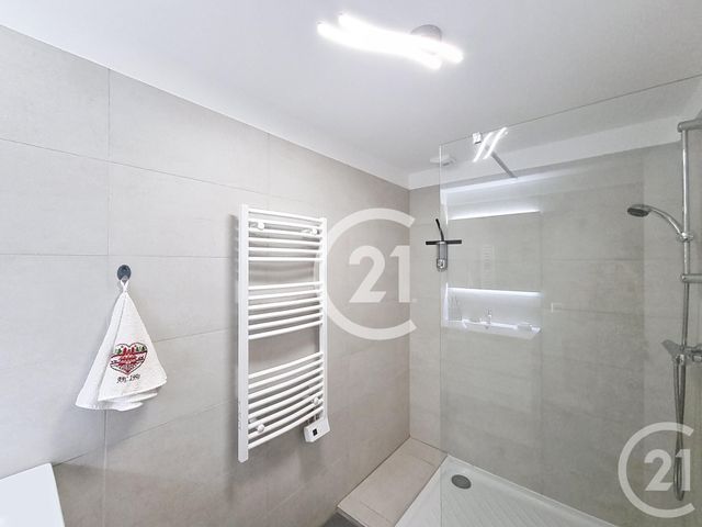 Appartement F4 à vendre - 4 pièces - 101 m2 - Canet En Roussillon - 66 - LANGUEDOC-ROUSSILLON