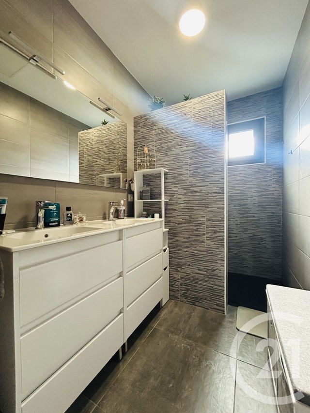 Maison à vendre - 5 pièces - 108,57 m2 - Cabestany - 66 - LANGUEDOC-ROUSSILLON