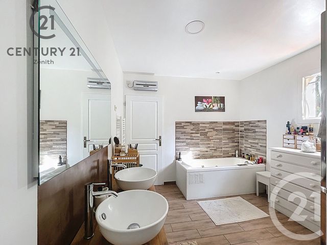 Maison à vendre - 4 pièces - 121,48 m2 - St Laurent De La Salanque - 66 - LANGUEDOC-ROUSSILLON