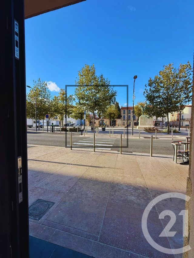 Appartement Local à louer - 2 pièces - 42 m2 - Rivesaltes - 66 - LANGUEDOC-ROUSSILLON