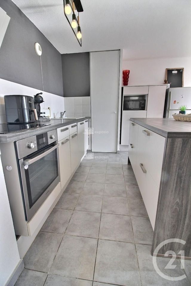 Appartement F3 &agrave; vendre - 3 pi&egrave;ces - 74 m2 - Canet En Roussillon - 66 - LANGUEDOC-ROUSSILLON